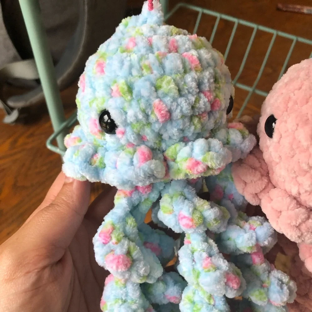 (Random Bundle of 4) Chunky Jellyfish - Picture 7 of 7